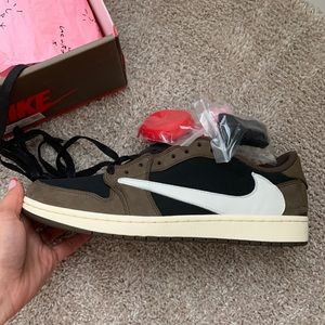 Nike Air Jordan 1 low dark mocha 12 size